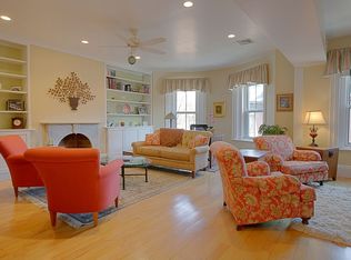 22 Upton St APT 4, Boston, MA 02118
