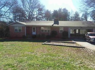 323 Mary Ann St, Easley, SC 29640