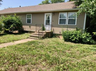 11704 E Lexington Ave, Independence, MO 64054