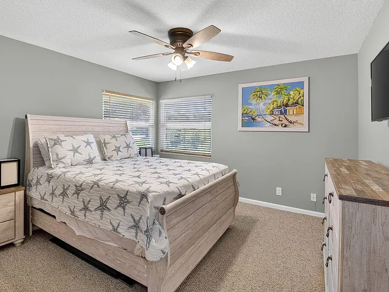 6701 Hillside Ln — Photo 46