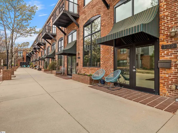300 South St Unit 122, Simpsonville, SC 29681