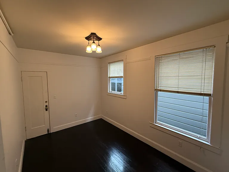677 Oak St #8 — Photo 7