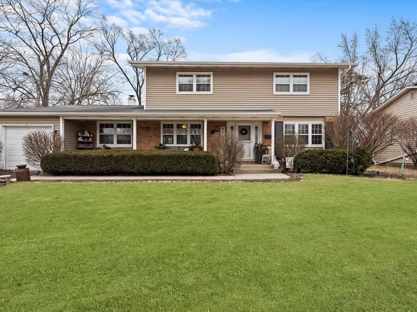 355 N Williams Dr, Palatine, IL 60074