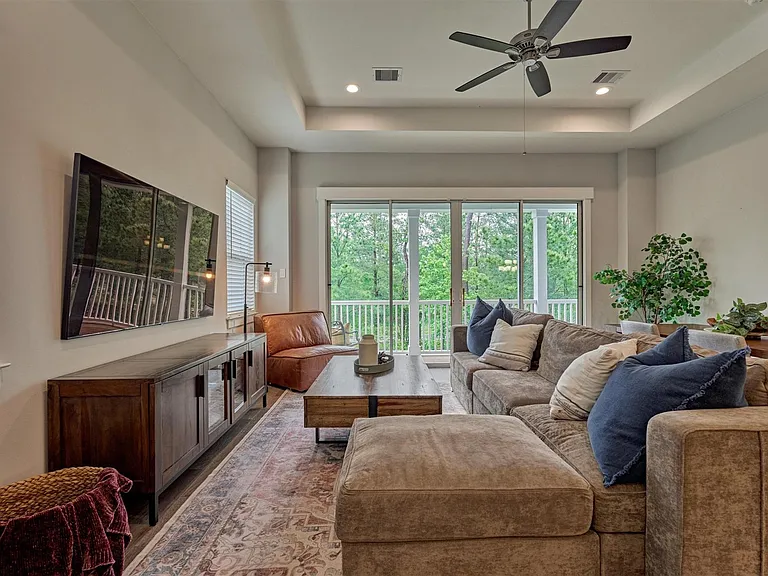 62 Dobbs View Ln — Photo 12