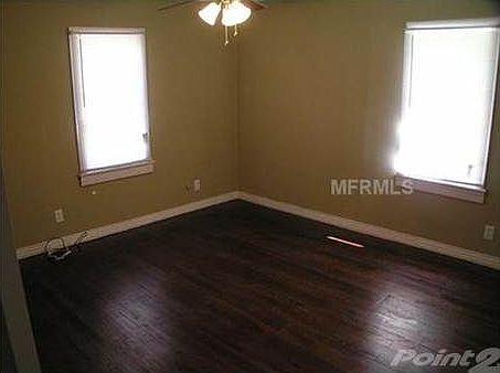 4th image of 807 E Orchid Ave