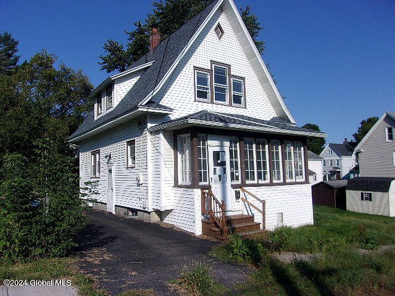 2nd image of 15 Whitmore Avenue