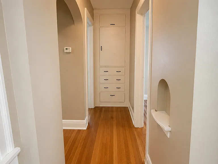 1518 S Kickapoo Ave — Photo 7