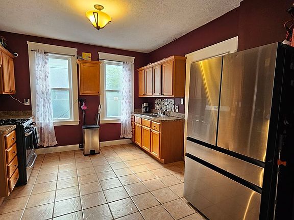 4th image of 3628 Beyerle Rd