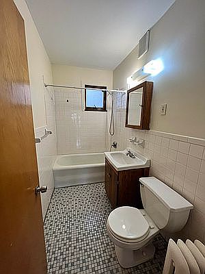 5th image of 143-04 Cherry Ave #3A
