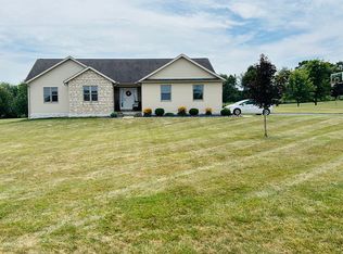 5883 Hollie St NE, Lancaster, OH 43130