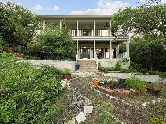 3rd image of 6004 Mount Bonnell Rd