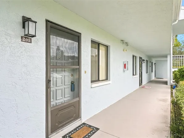 205 MARTHA LANE #205, OLDSMAR, FL 34677