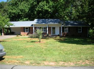 5148 Sedge Brook Rd, Kernersville, NC 27284