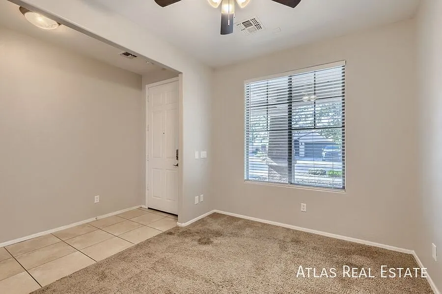 3 Bed 2 Bath Smart Enabled Home - Granite Counters & Stainless Steel Appliances - Self Tours - Av... — Photo 2
