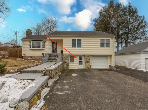 118 Pullen Ave #1, Oakville, CT 06779