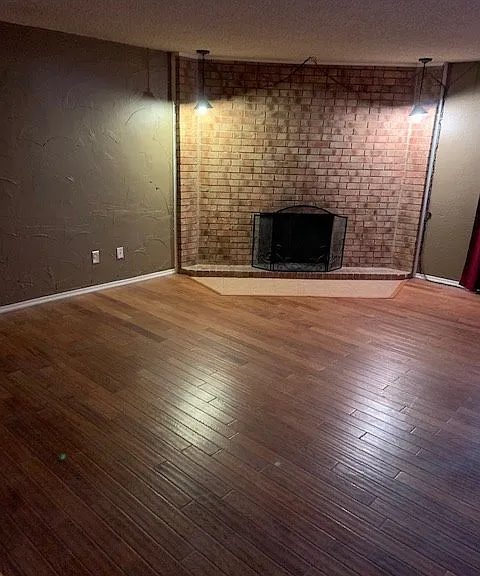 425 W Kiowa Ave — Photo 2