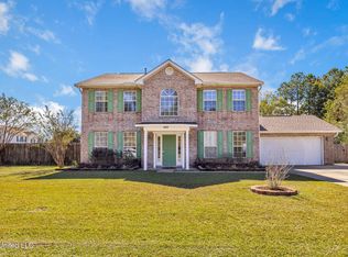 4608 Pinehaven Dr, Ocean Springs, MS 39564