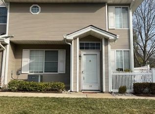 35 Ashley Ct, Bedminster, NJ 07921