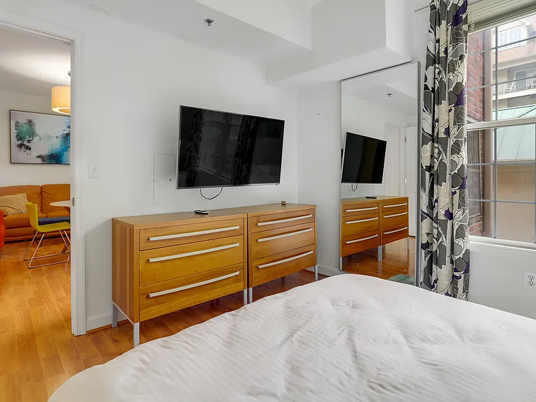 1320 N Wayne St — Photo 21