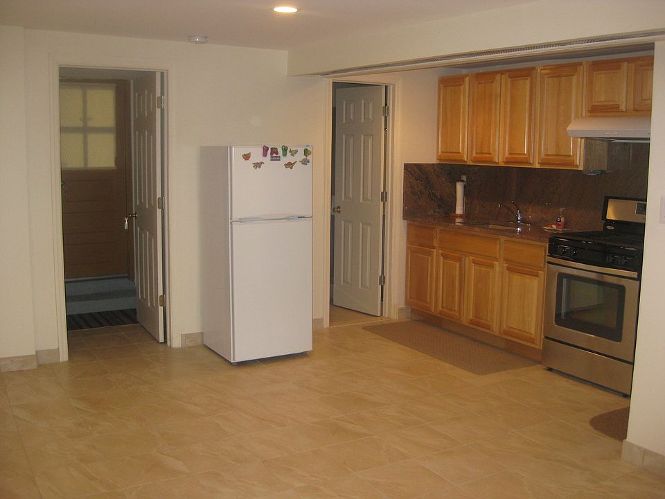 1st image of 2143 38th St