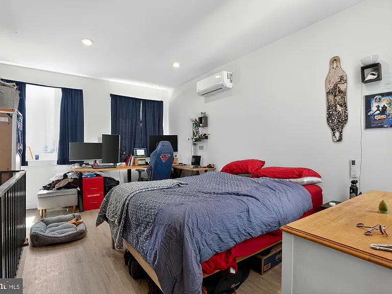 59 N 2nd St #16 — Photo 8