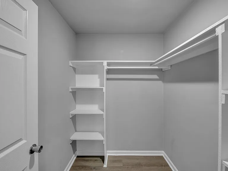 817 Biltmore Dr — Photo 19