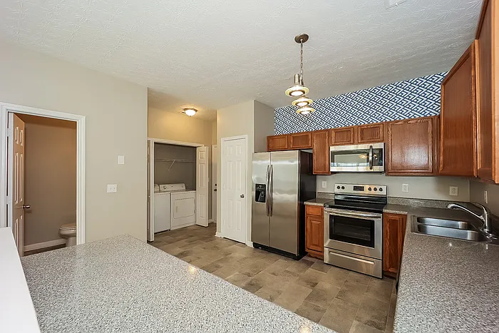 1701 Carrington Dr — Photo 7