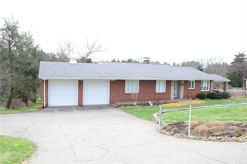 406 Dorseyville Rd photo 1