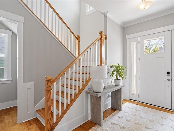 4th image of 1305 Boxwood Trace Ln