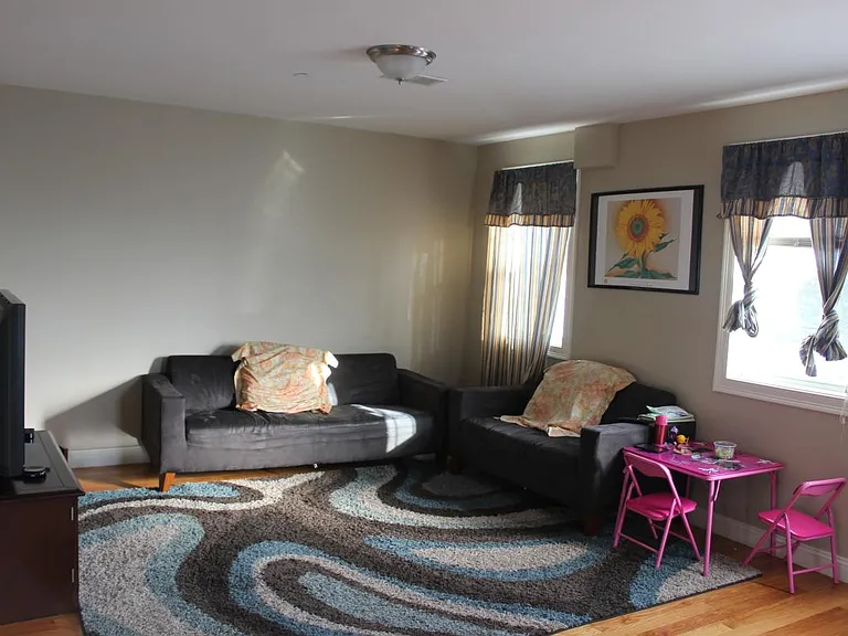 187 Elm St #2 — Photo 16
