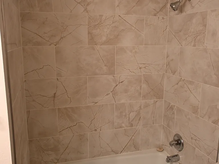 1031 N Lynora St — Photo 10