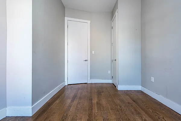 Rented by Nooklyn NYC LLC | media 29