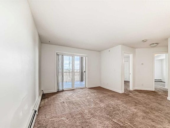 5th image of 195 E Kincora Glen Rd NW #415