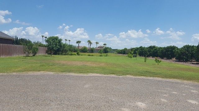 1st image of 1402 Las Brisas Dr