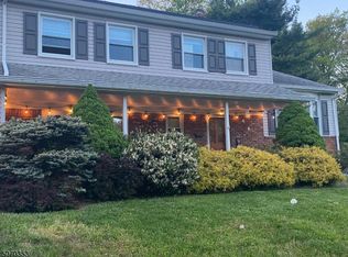 24 Queens Rd, Rockaway, NJ 07866