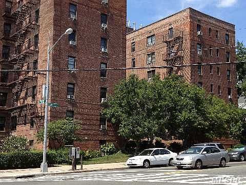 1st image of 14407 Sanford Ave