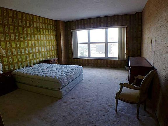 4th image of 3750 Galt Ocean Drive #PH2010