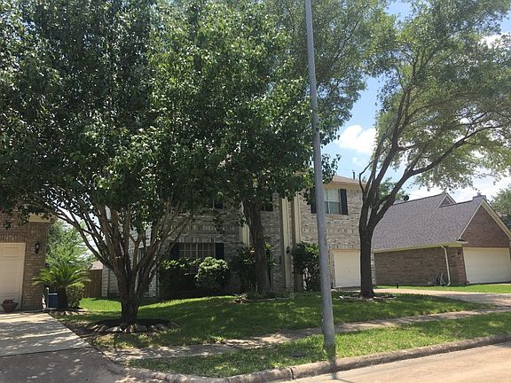 2nd image of 17903 Scenic Oaks Dr