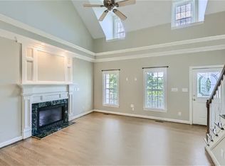703 Cameron Glen Dr, Apex, NC 27502