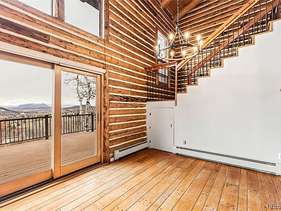 4th image of 1527 Natches Road