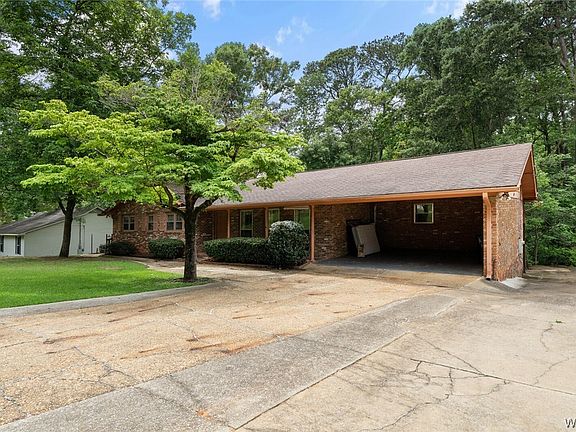 3rd image of 4906 Emerald Bay Dr