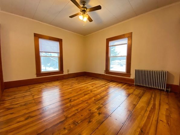 73 Walnut St APT 2