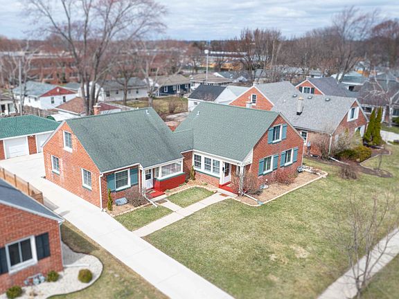 Drone Photo of the front of the property