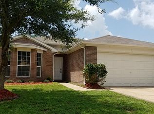 3830 Water Canyon Rd, Baytown, TX 77521