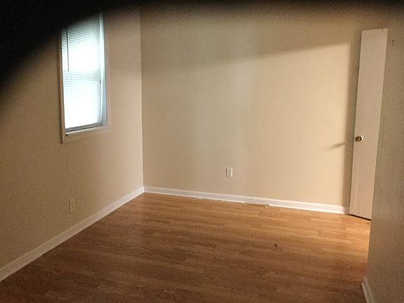 4th image of 2309 Piedmont St