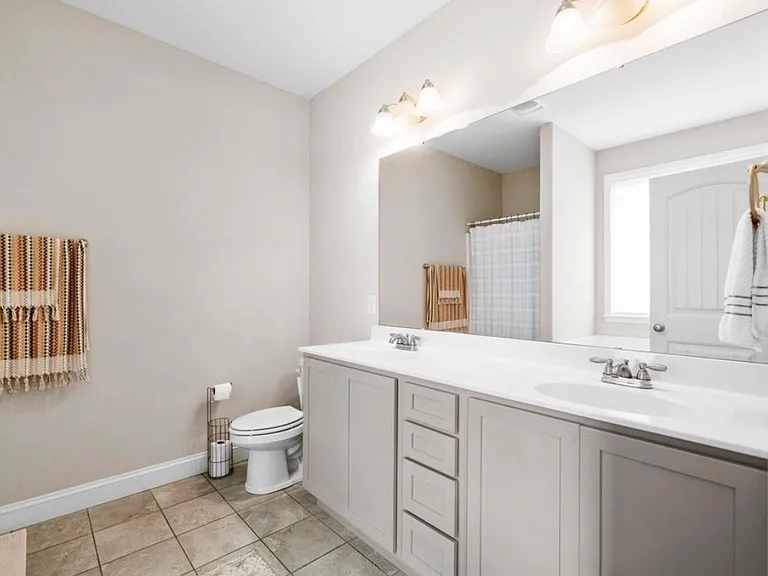 180 Bur Oak Dr — Photo 13
