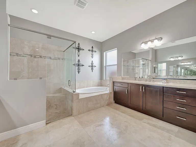 11844 NW 79th Ct — Photo 12