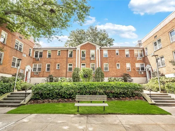 320 Palmer Terrace #1D, Mamaroneck, NY 10543