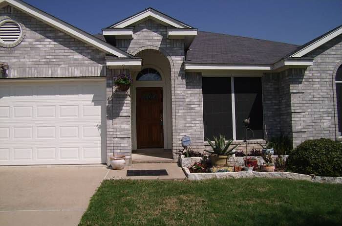 1st image of 606 Canyon Trail Ct