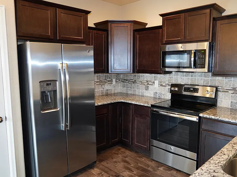 5609 Shamrock Hts — Photo 30